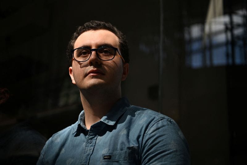 Student Thwarts AI's Attempt to Inject Malware into Open-Source Software
