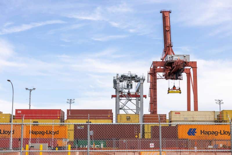 US and Canada Finalize Trade Deal, Reducing Auto Tariffs