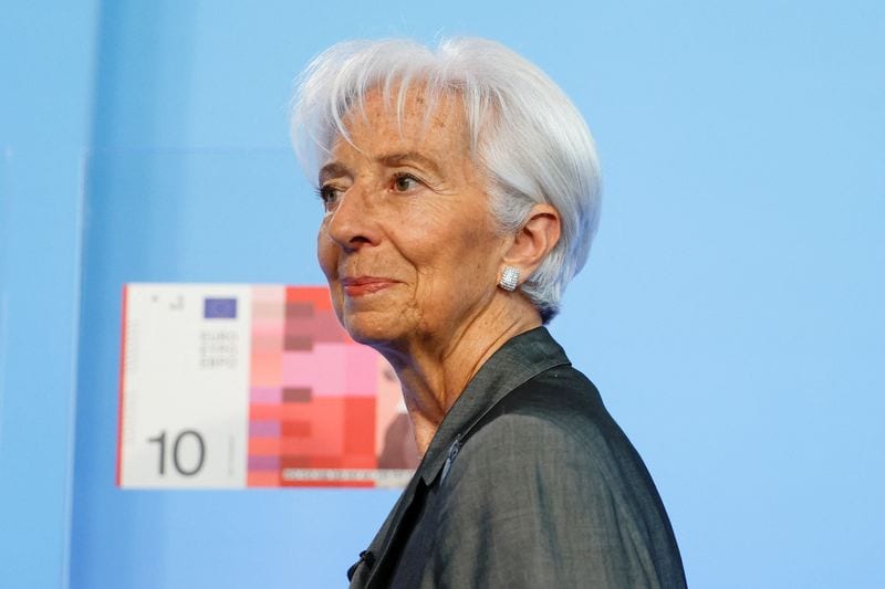 ECB's Lagarde eyed for World Economic Forum presidency, Swiss paper reports