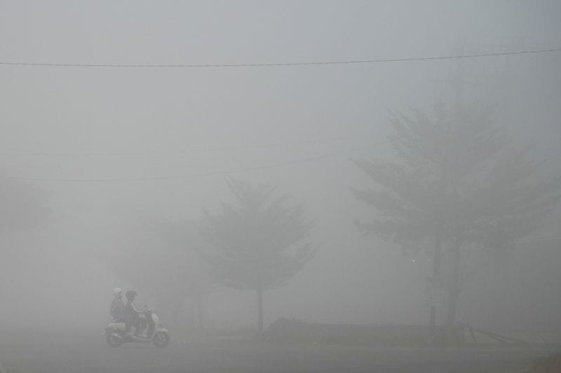 Indonesia arrests 72 over forest fires amid persistent haze