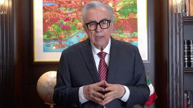 Mexico president calls Sinaloa governor's return 'not appropriate'