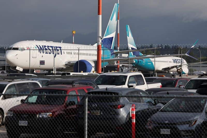 WestJet cabin crew approve tentative deal, ending strike