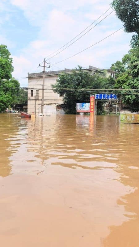 Typhoon Narra triggers record floods in southern China, forcing 54,000 evacuations