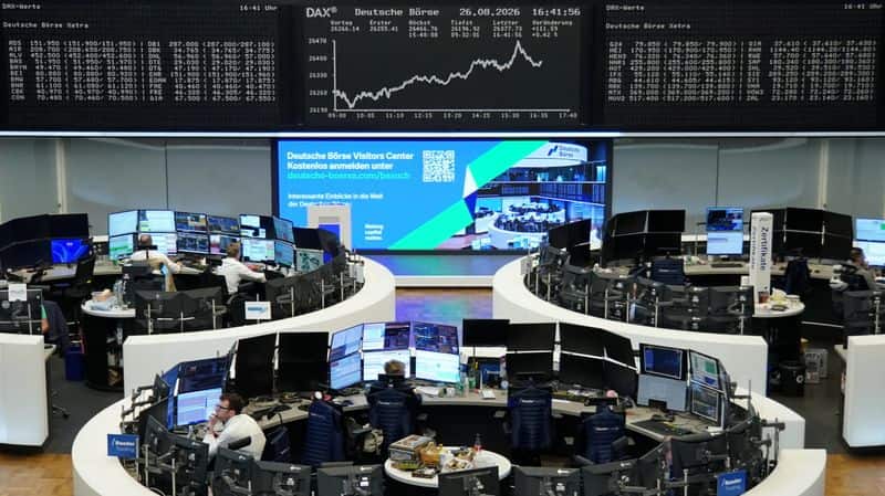 European shares flat as Nvidia boost offsets sector weakness