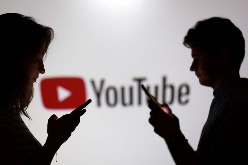 US FTC probes YouTube over user account suspensions