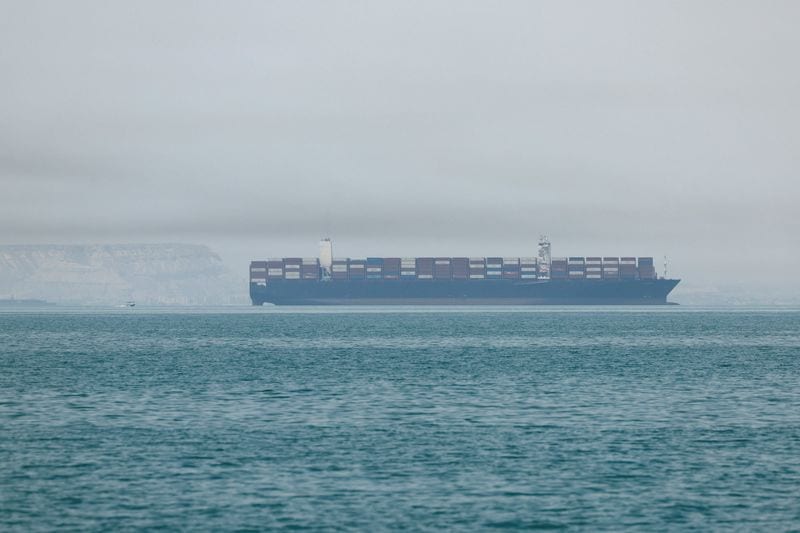 US forces clear Hormuz mines; Iran claims 'decisive control'
