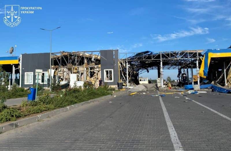 Russian attacks damage Odesa infrastructure, injure eight