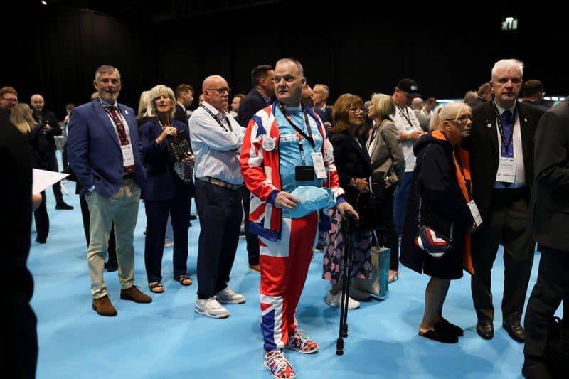 Reform UK officials step down after donation probe