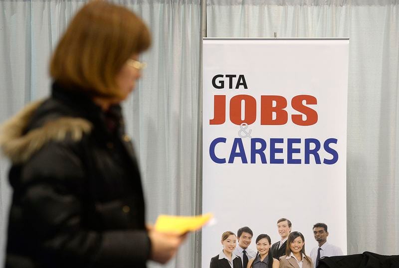Canada's job market cools with 41,700 jobs lost in August