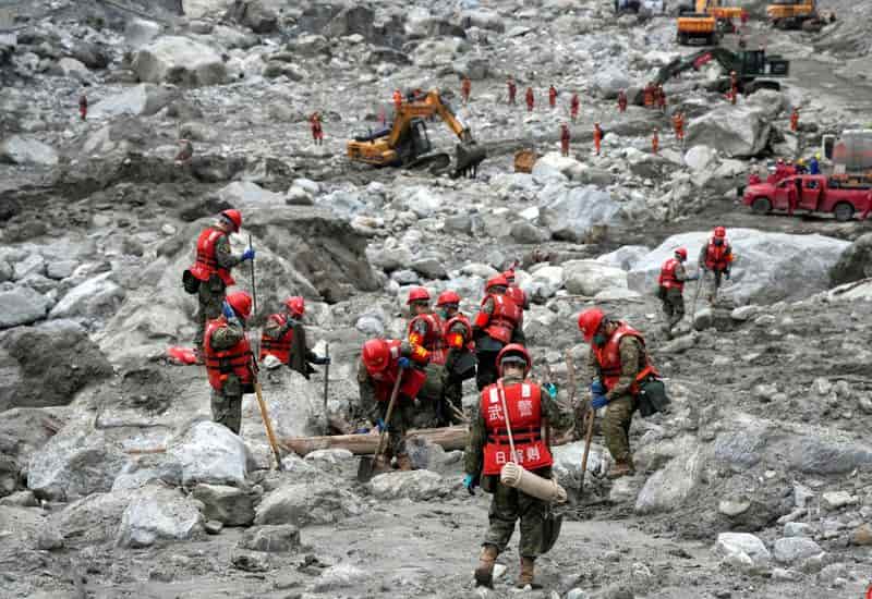 China controls information after deadly floods
