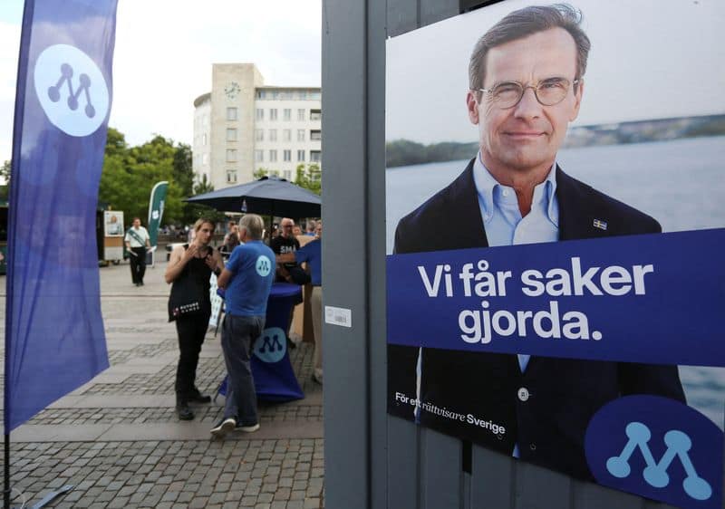 Sweden election tightens as Liberals clear parliament threshold, poll shows