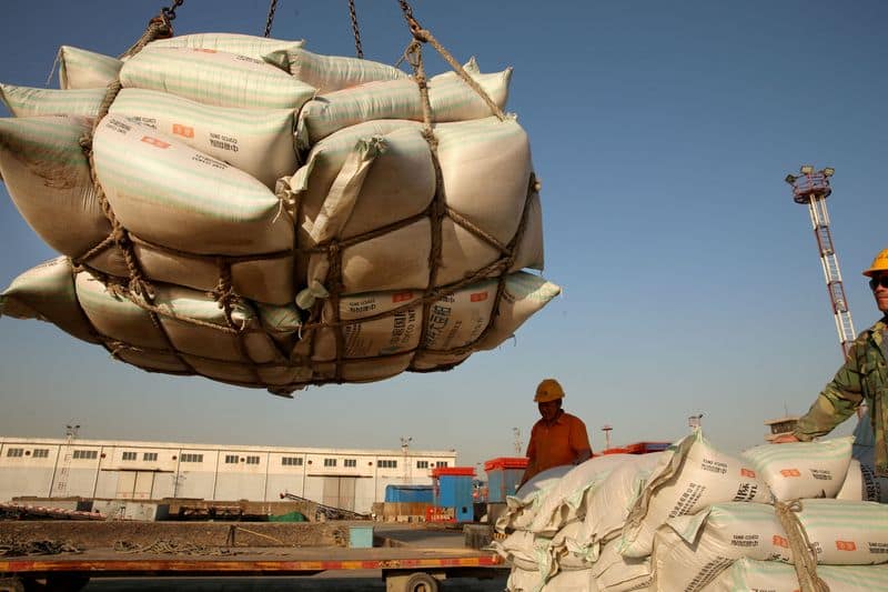 China Soybean Crushers Face Supply Squeeze Ahead of Xi's US Visit