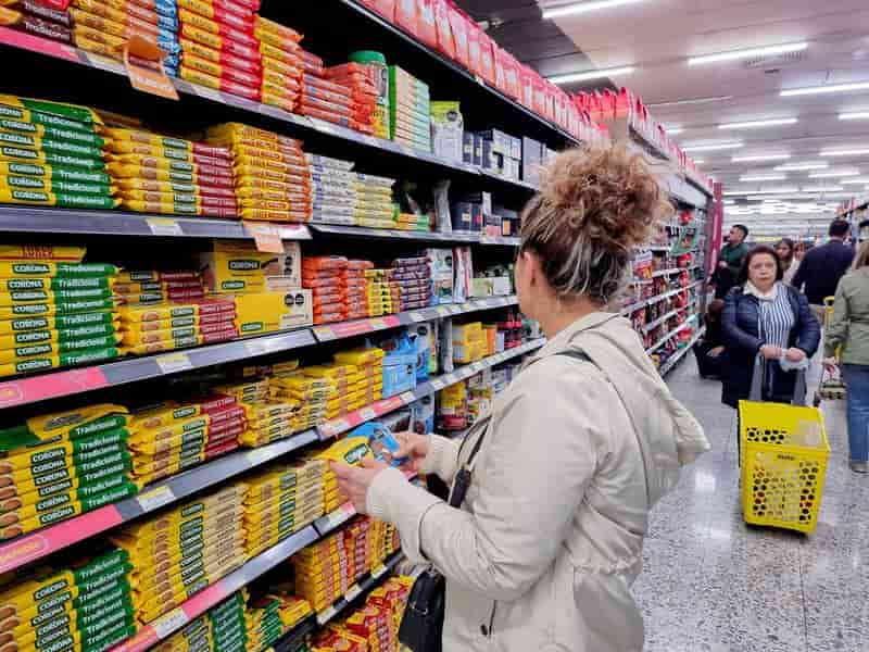 Colombia August inflation rises to 6.24%, exceeding forecasts