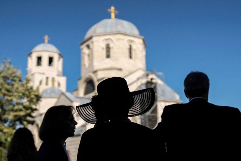 Bosnia Expels Serbian Diplomats Over War Criminal's Funeral