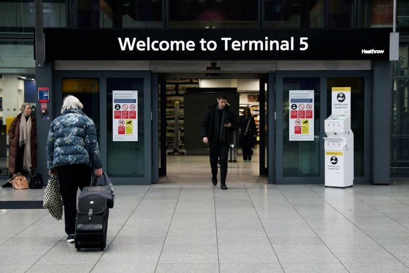 UK flights resume after air traffic control outage, but disruption persists
