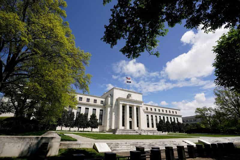 NY Fed: Consumer Inflation Outlook Steady, Job/Finance Worries Rise