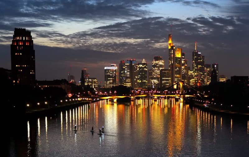 German economy stagnates in Q3, narrowly avoiding recession