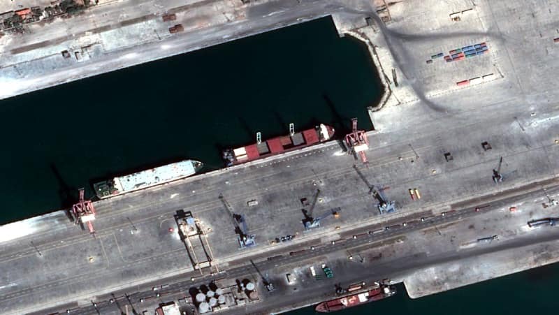 Russian convoy resupplies Syrian facilities after new deal