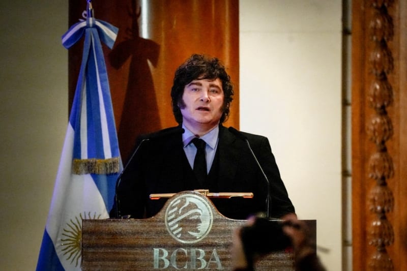 Argentina plans bill to toughen sanctions against Falklands firms