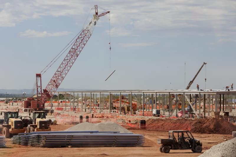 Texas governor orders penalties for data centers over water reporting