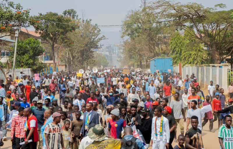 Congo police break up protests against proposed constitutional changes