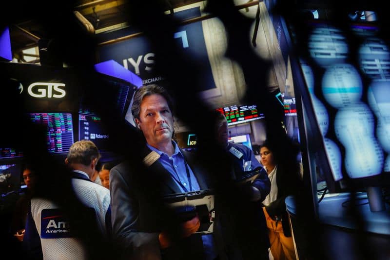 Asian markets pause, yields ease ahead of Fed decision