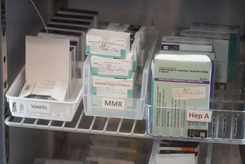 Pennsylvania measles deaths spark dispute between Gov. Shapiro and HHS Secretary Kennedy