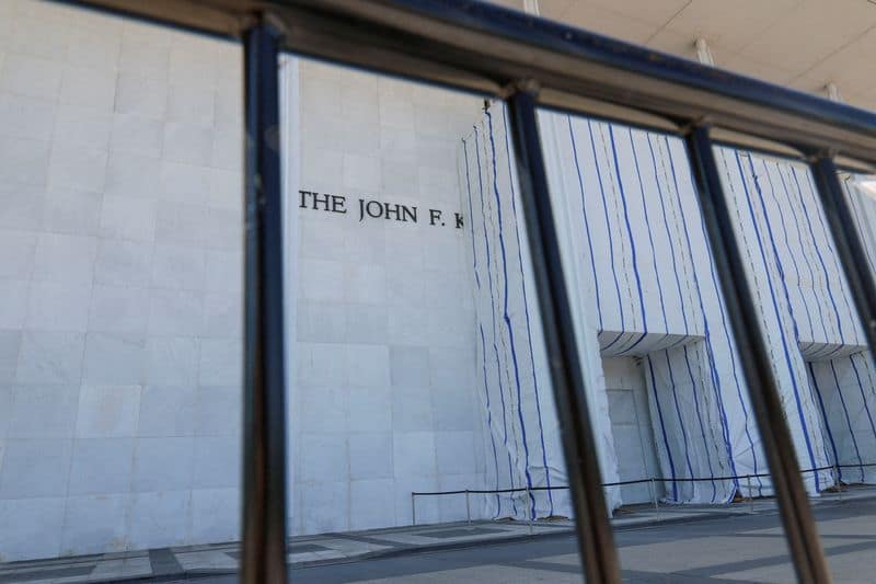 Judge orders Trump administration to explain Kennedy Center closure plans
