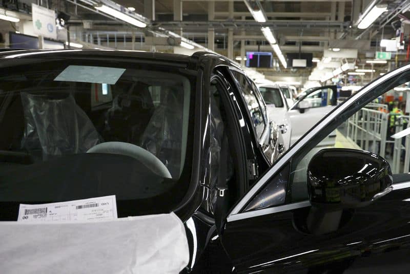 Volvo Cars plans 13 new models by 2030, targets 8% EBIT margin