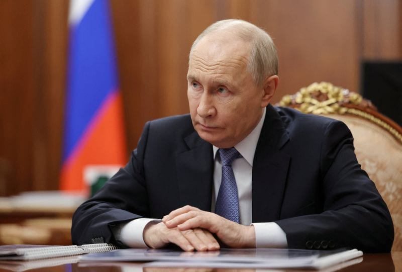 Russia-backed South Ossetia elects leader close to Moscow