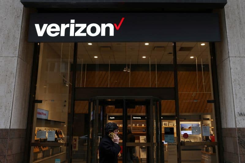 Verizon invests $70 million in AI training for job seekers, businesses