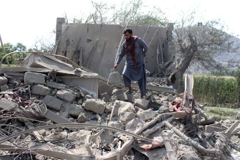 Pakistan launches air strikes on Afghanistan over drone attacks