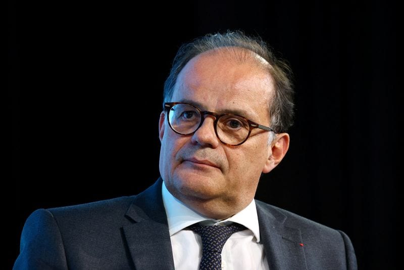 France can't count on ECB to fix debt woes, central bank chief says