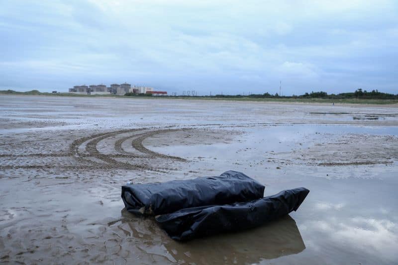 Two women and a child die attempting Channel crossing from France