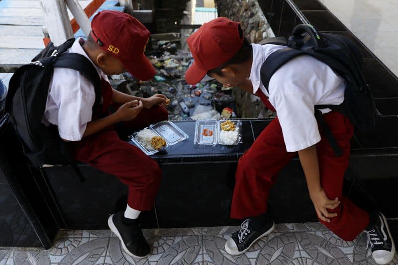 Indonesia to launch 480 free-meal kitchens in October