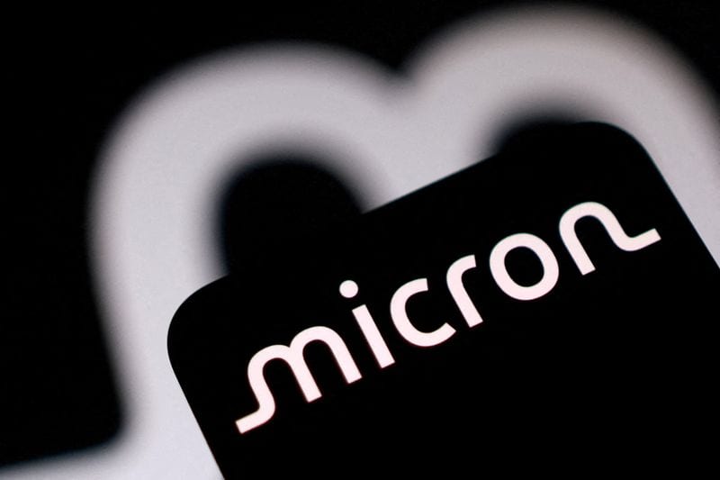 Micron forecasts quarterly revenue above estimates on AI chip demand
