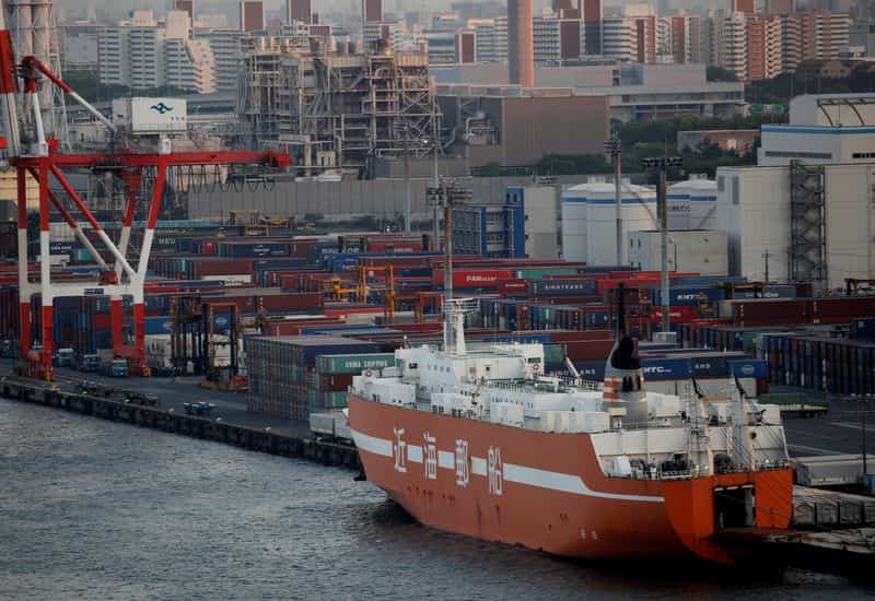 Japan manufacturer sentiment rises for sixth straight quarter