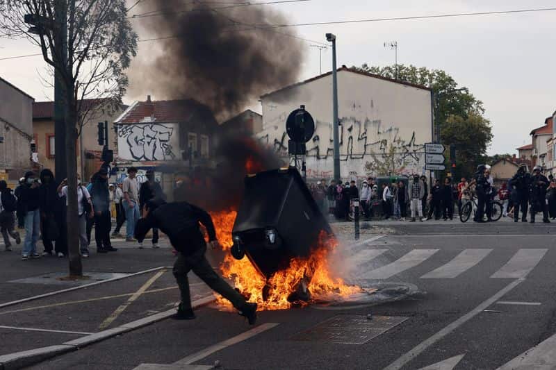 Paris police chief says student protest movement out of control, urges peaceful action