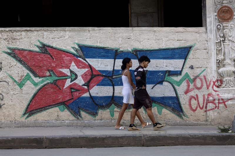 Cuba and US maintain communication channels but no formal talks, diplomat says