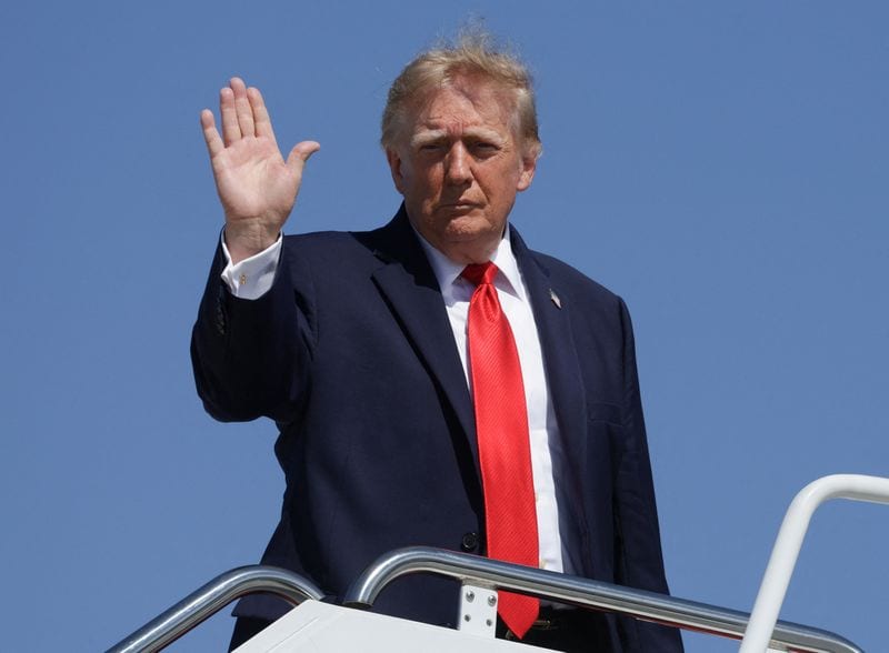 Trump visits Texas amid tight midterm races