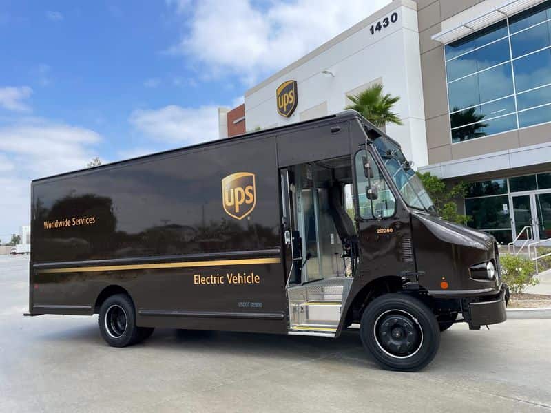 UPS to hire 100,000 temporary workers for holiday season
