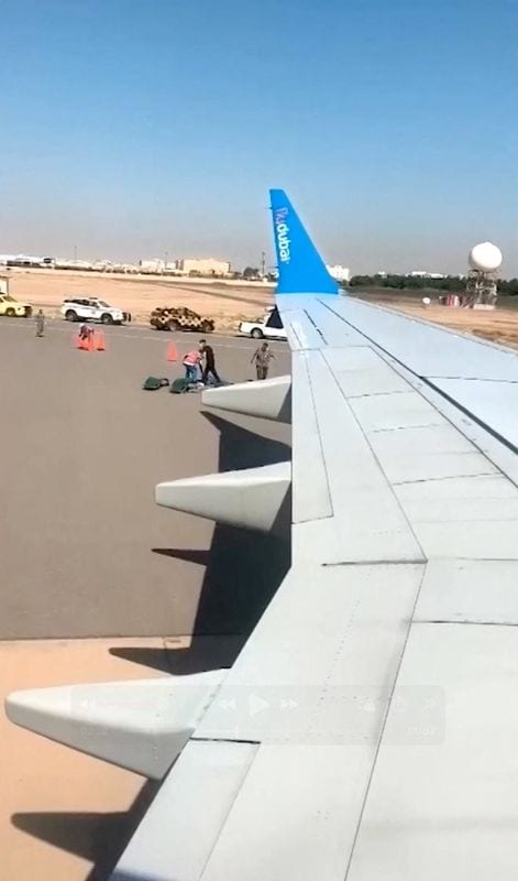 Saudi Arabia probes flydubai jet incident after co-pilot axe attack