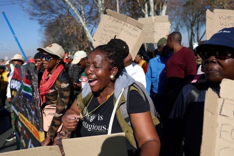 South African anti-migrant protests turn violent