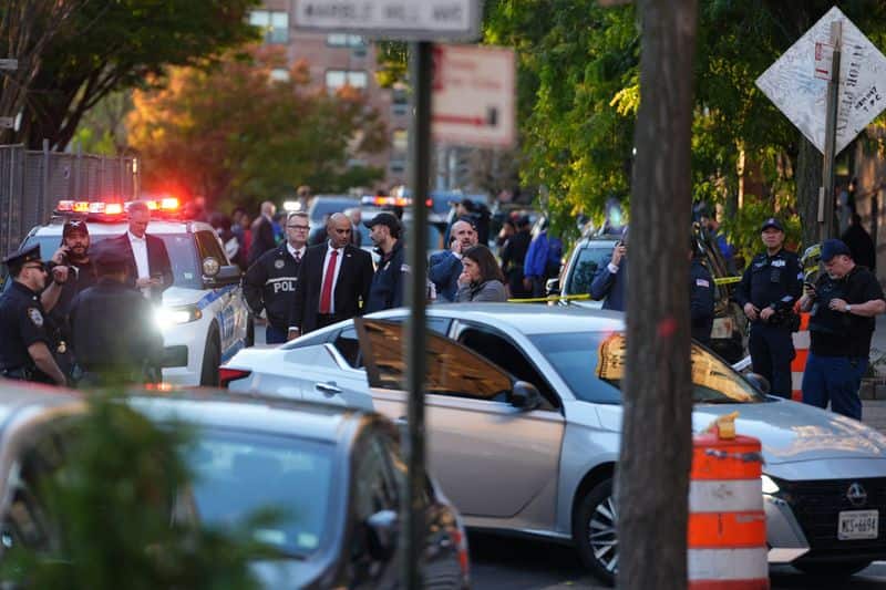 Federal agents shoot person in New York City