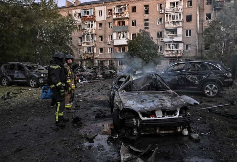 Russian air strike kills one, injures two in Ukraine's Zaporizhzhia