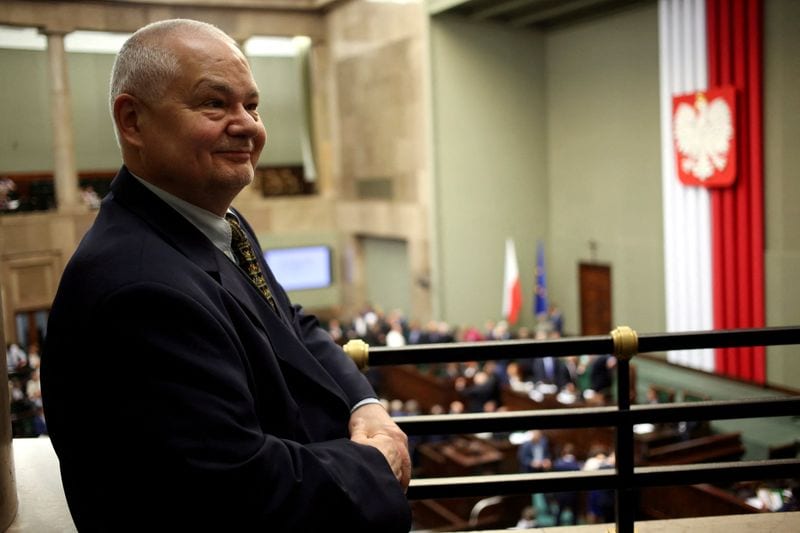 Polish parliamentary committee recommends central bank chief face State Tribunal