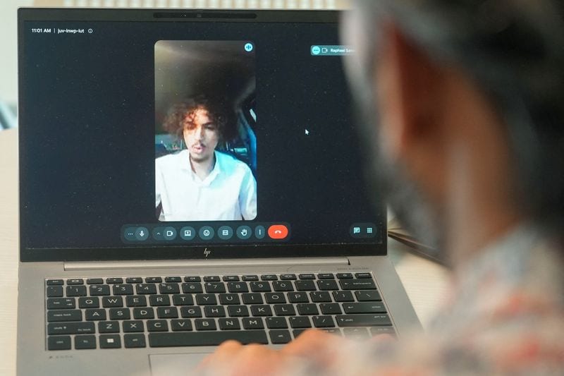 Friend of suspected FBI data thief warned teen against hack