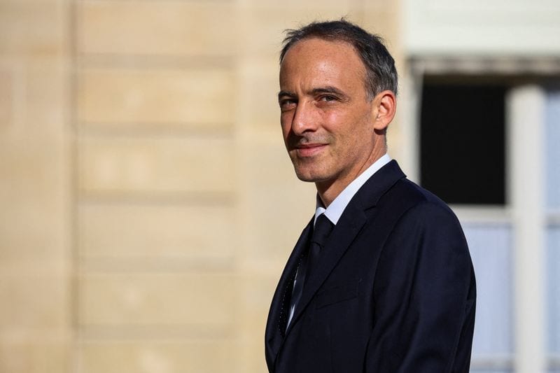 Glucksmann wins French centre-left presidential primary