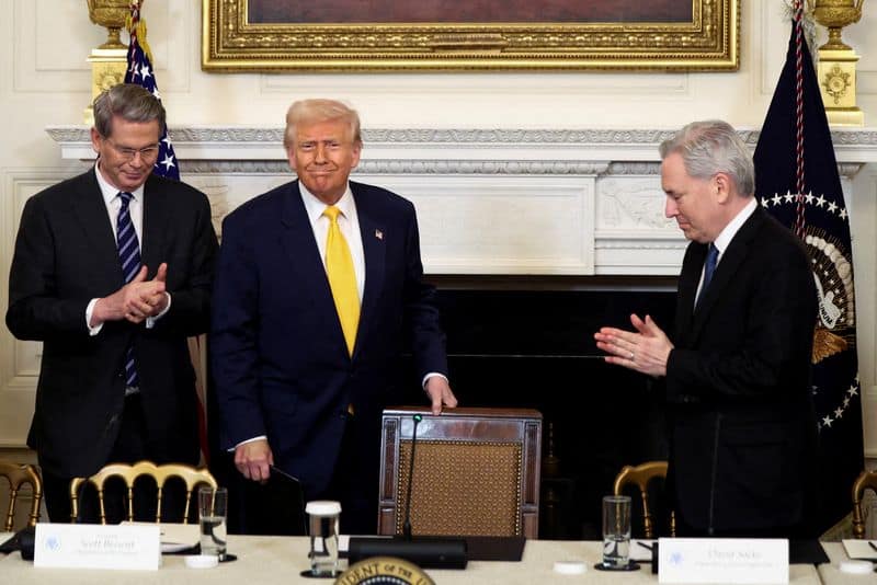 Democrats could probe Wall Street, crypto firms if they win midterms