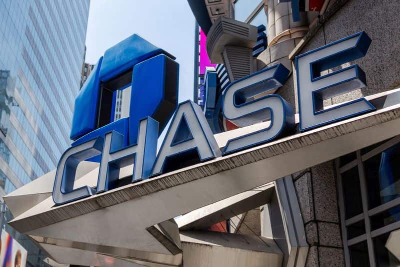 US banks report solid Q3 loan growth amid deposit competition